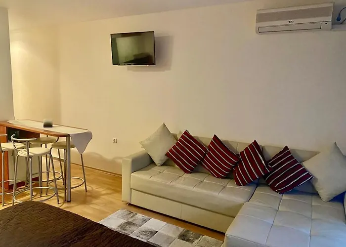 Beachfront With Sea Views * סבטי ולאס